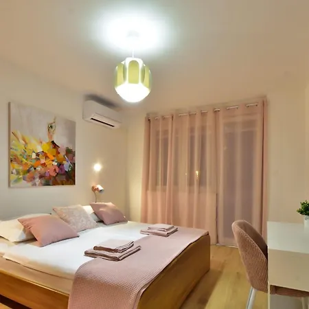 Apartment Buri Split