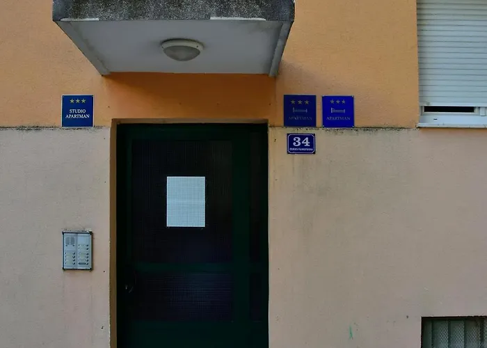 Διαμέρισμα Buri *